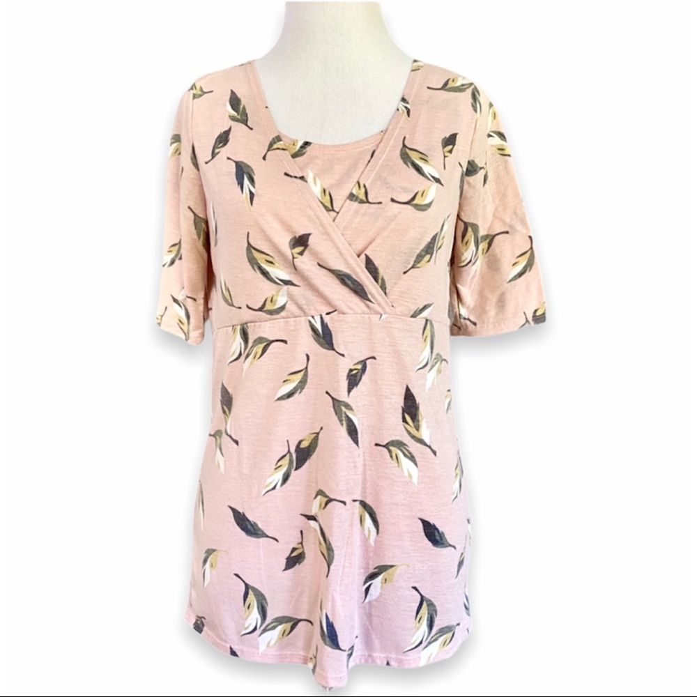 EUC Hello Miz Maternity Nursing Surplice Top, M